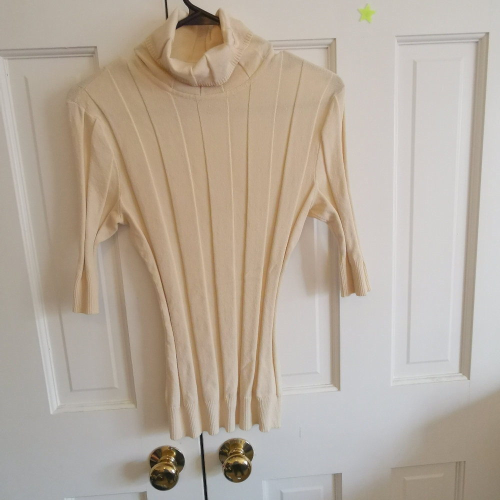 Ninewest turtleneck PL